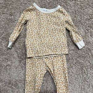 2 piece baby girl lounge set